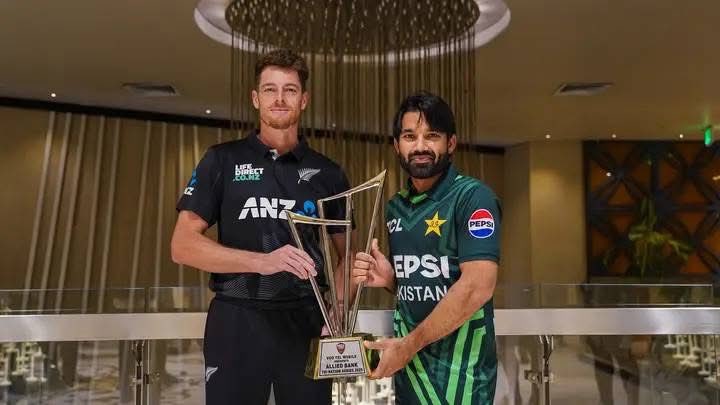 PAK vs NZ Live: 29 साल बाद पाकिस्तान में ICC टूर्नामेंट की वापसी, आज कराची में महामुकाबला