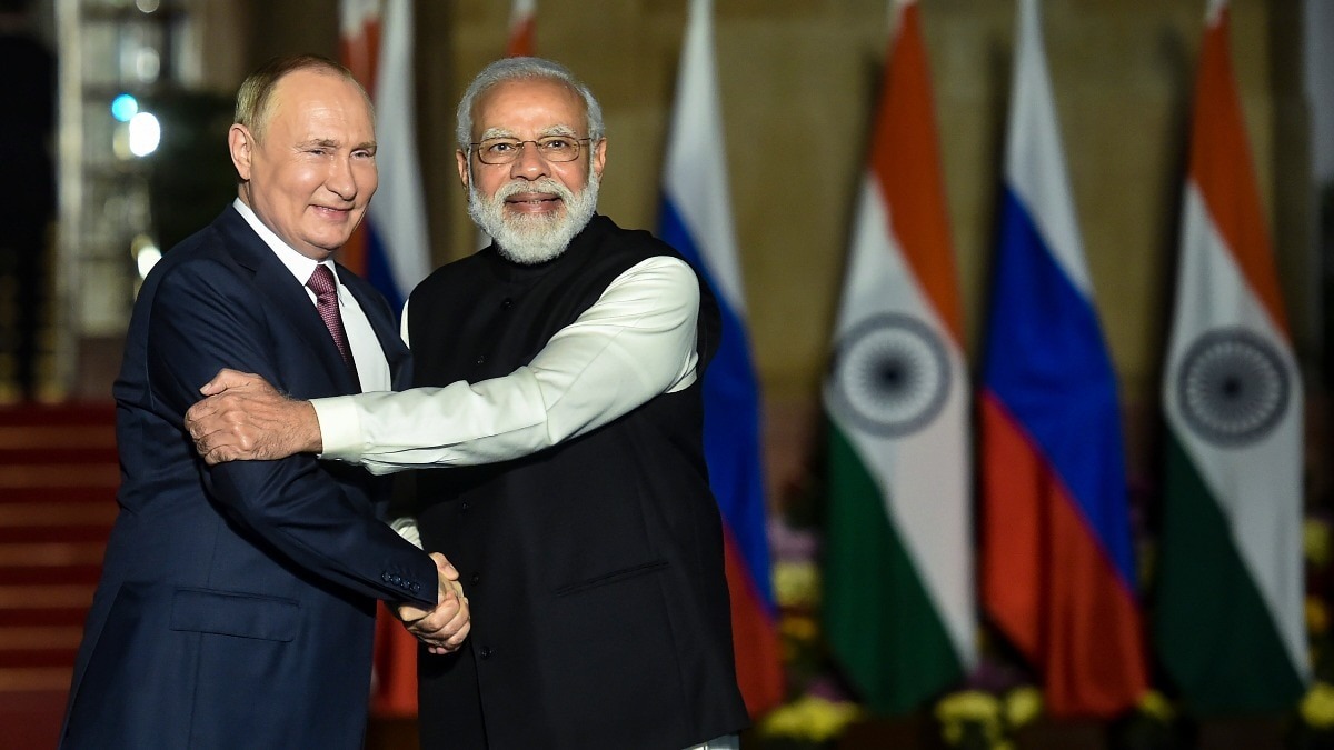 BRICS Summit : BRICS समिट के लिए PM मोदी पहुंचे कजान...रूस के राष्ट्रपति पुतिन से करेंगे मुलाकात